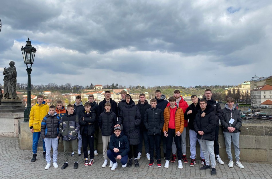 Jonavos sporto centro auklėtiniai dalyvauja tarptautiniame krepšinio turnyre Čekijoje