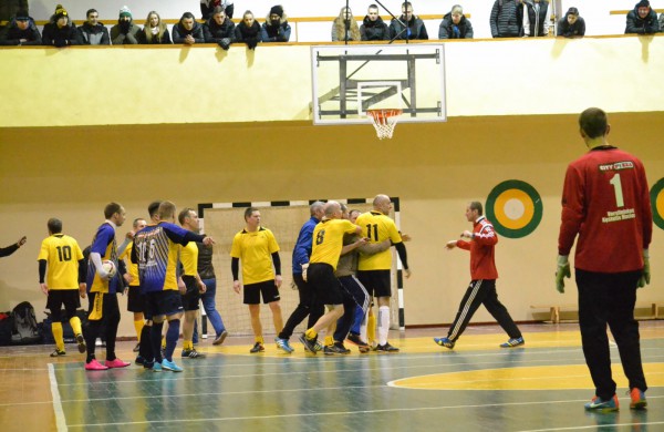 Salės futbolo finalas: Skorupskas prieš Skorupską – laimėjo patirtis