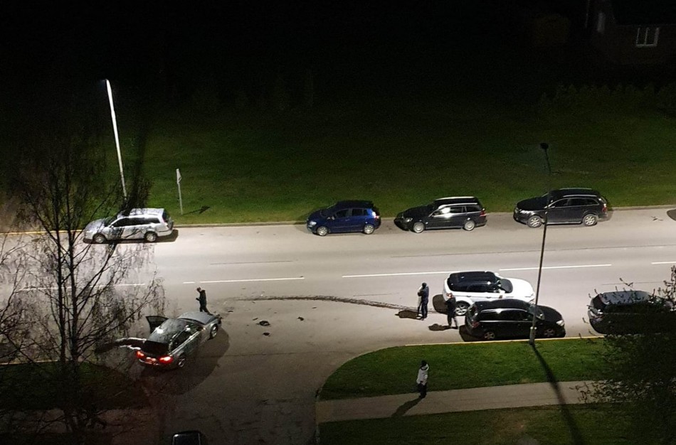 P. Vaičiūno gatvėje susidūrė du automobiliai