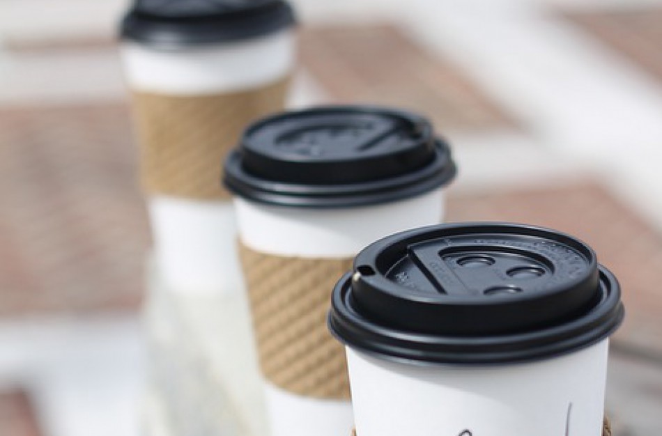 Spręs dėl neatlygintino vienkartinių pakuočių dalijimo draudimo