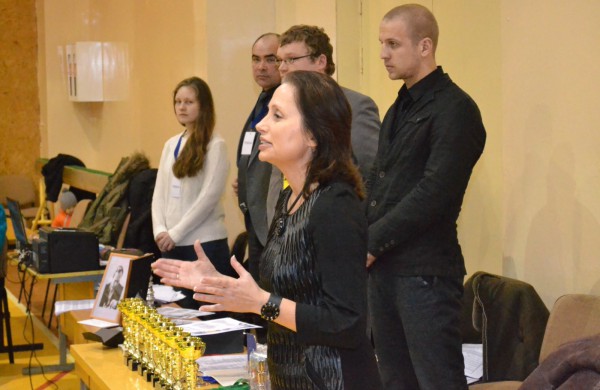 Šachmatų figūras stumdė ir didmeistriai, ir pradedantieji