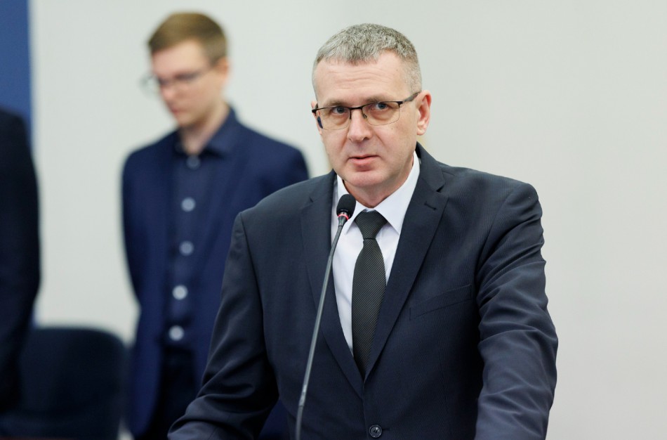 Dėl V. Majausko KET pažeidimo