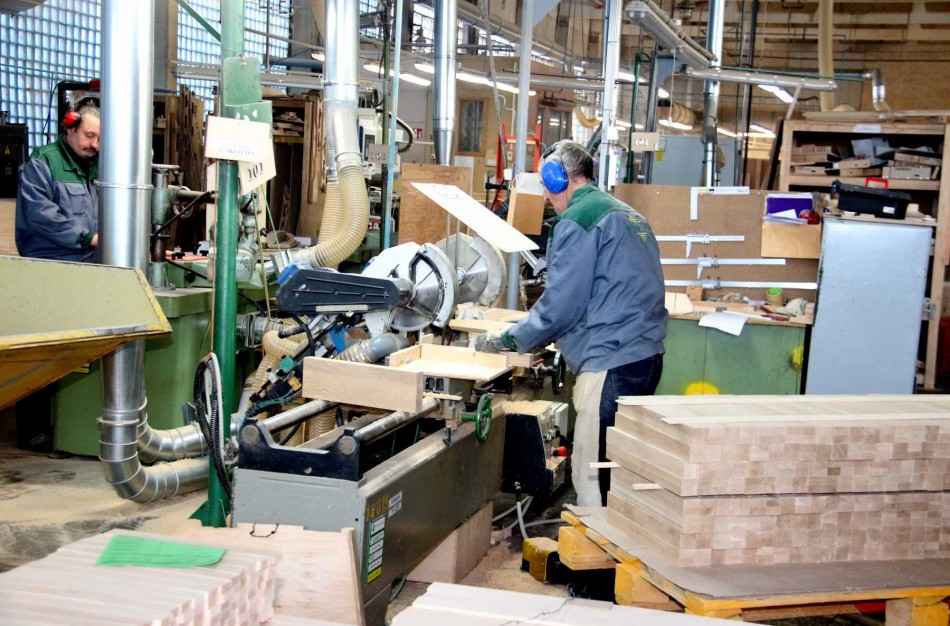 Per metus bedarbių sumažėjo – įdarbinta daugiau nei 600 Darbo biržoje registruotų žmonių