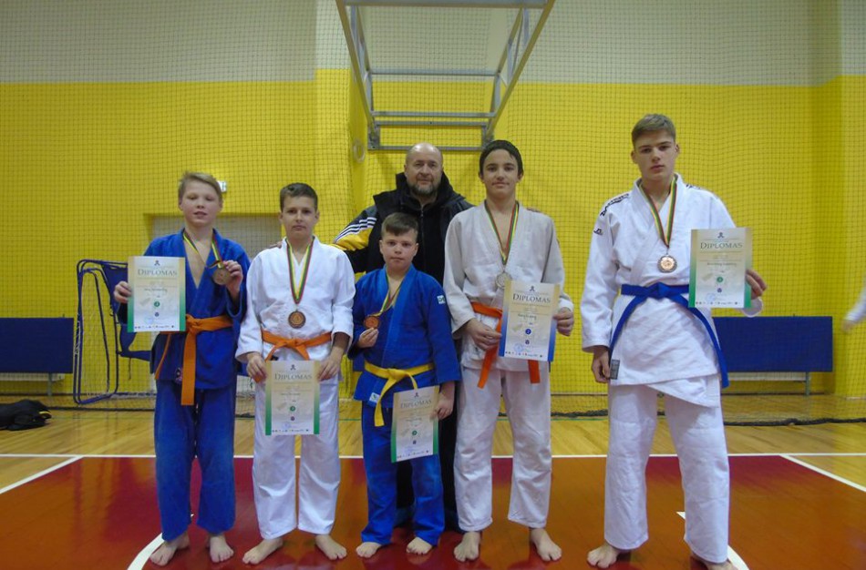 Tarptautiniame turnyre – sūriu prakaitu iškovoti medaliai