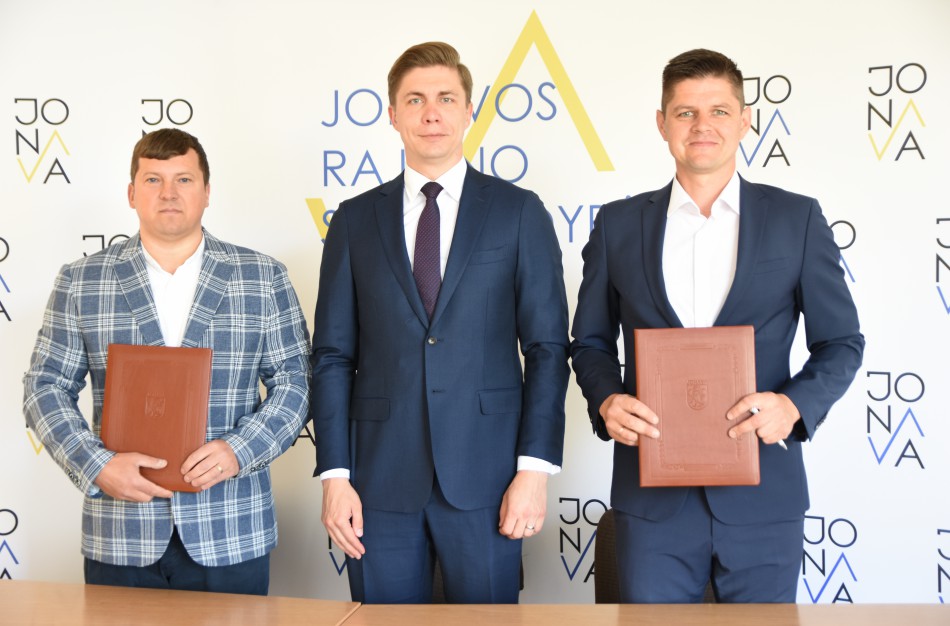 Jonavos ugniagesiai turės naują automobilį