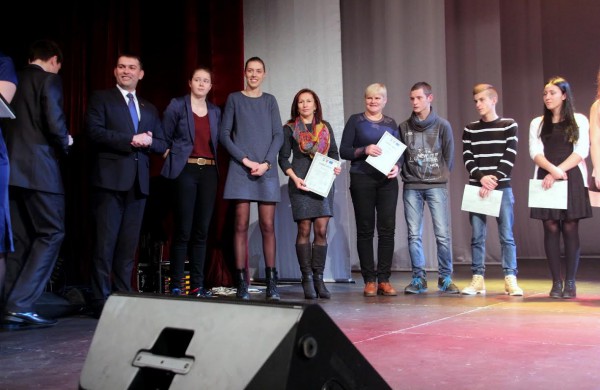 Naujuosius metus pasitiko su apdovanojimais