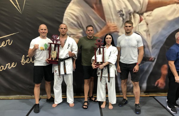 Tarptautiniame turnyre Belgijoje kovėsi ir  Jonavos kyokushin karate “Kumite” klubo sportininkai