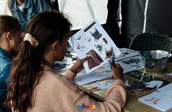 Jonaviečiai šventė Lietuvos karaliaus Mindaugo karūnavimo ir Tautiškos giesmės dieną