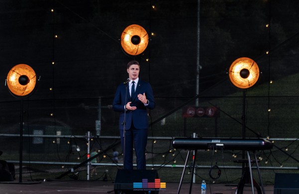 Jonaviečiai šventė Lietuvos karaliaus Mindaugo karūnavimo ir Tautiškos giesmės dieną