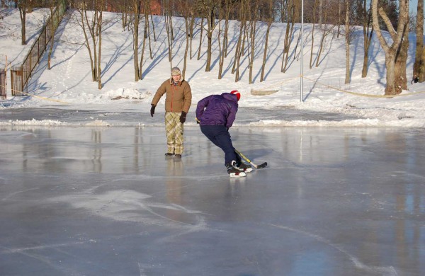 Privati jonaviečių iniciatyva: mieste atsirado čiuožykla