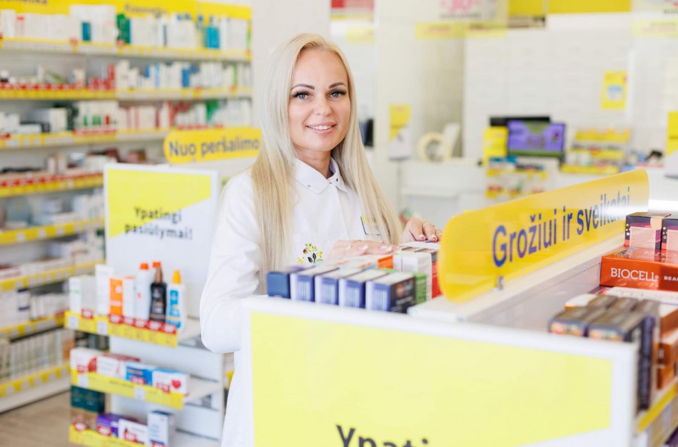 Karštąjį savaitgalį planuojate maudynes – nepamirškite pasirūpinti plaukais