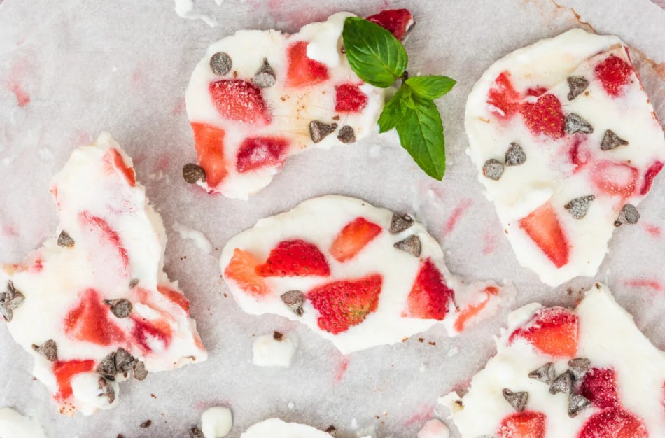 Socialinius tinklus užvaldęs idealus desertas vasarai – uogų debesėliai: gaivu, sveika ir nebrangu