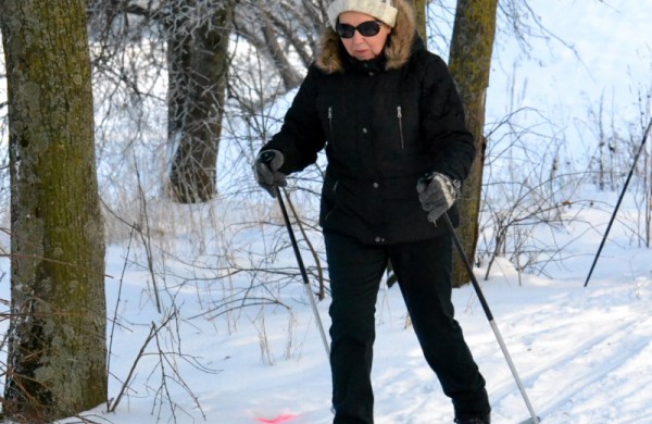 Antroji sniego diena Jonavoje palydėta čiuožynių, rogučių ir šeimų estafečių varžybomis