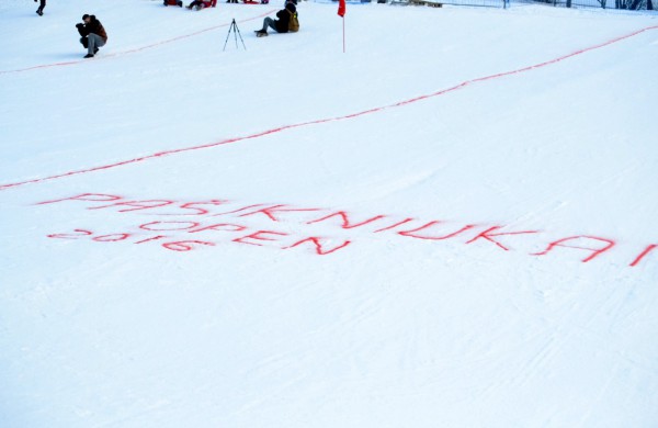 Antroji sniego diena Jonavoje palydėta čiuožynių, rogučių ir šeimų estafečių varžybomis