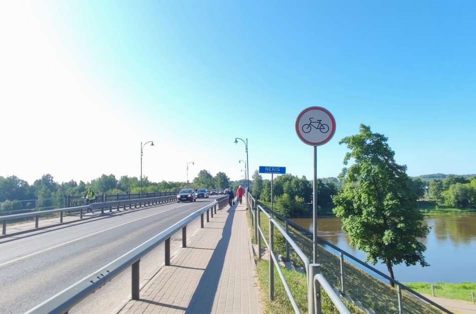 Ant tilto J. Ralio gatvėje planuojami pokyčiai: pėsčiųjų ir dviratininkų ginčai bus išspręsti?
