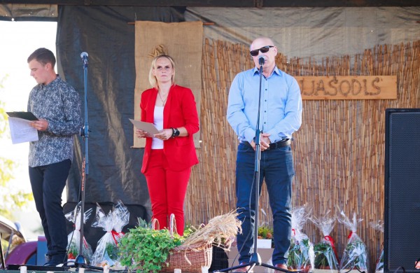 Naujasodyje vyko Žolinių šventė