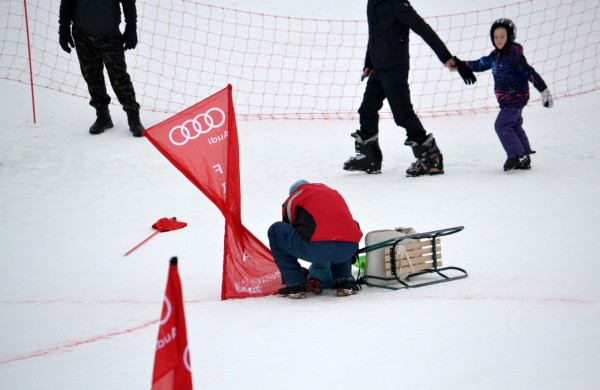 Antroji sniego diena Jonavoje palydėta čiuožynių, rogučių ir šeimų estafečių varžybomis