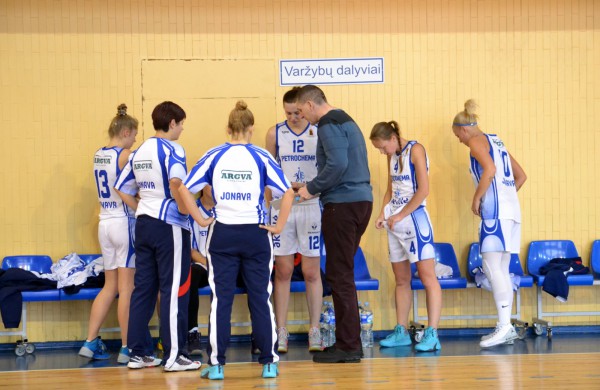 Nesėkminga antrojo etapo pradžia „Petrochema“ krepšininkėms