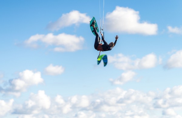 Jėgos aitvarų sporto varžybose Estijoje sėkmė šypsojosi jonaviškiui Danieliui Zapkui 