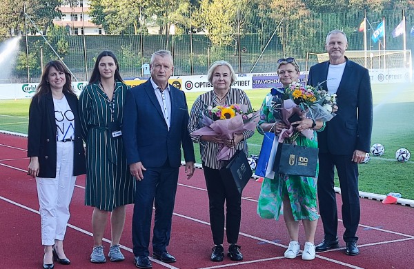 Futbolo trenerei Eglei Kazlauskienei - LFF III laipsnio ordinas