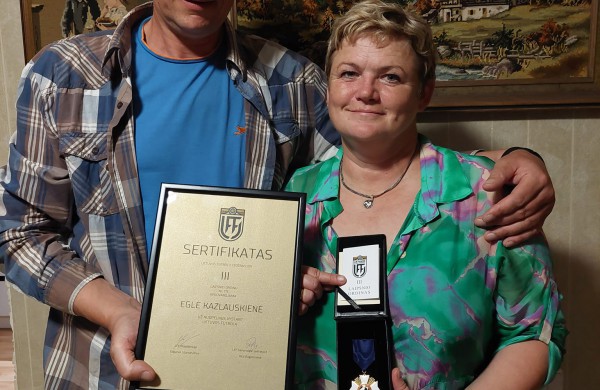 Futbolo trenerei Eglei Kazlauskienei - LFF III laipsnio ordinas