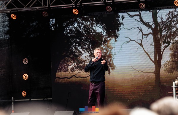 Jonavos traktieriuje šmaikščiai ir smagiai išlydėtas rugsėjis