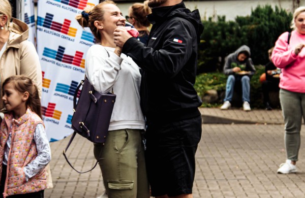 Jonavos traktieriuje šmaikščiai ir smagiai išlydėtas rugsėjis