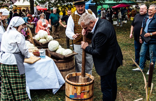 Jonavos traktieriuje šmaikščiai ir smagiai išlydėtas rugsėjis