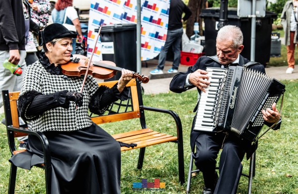 Jonavos traktieriuje šmaikščiai ir smagiai išlydėtas rugsėjis