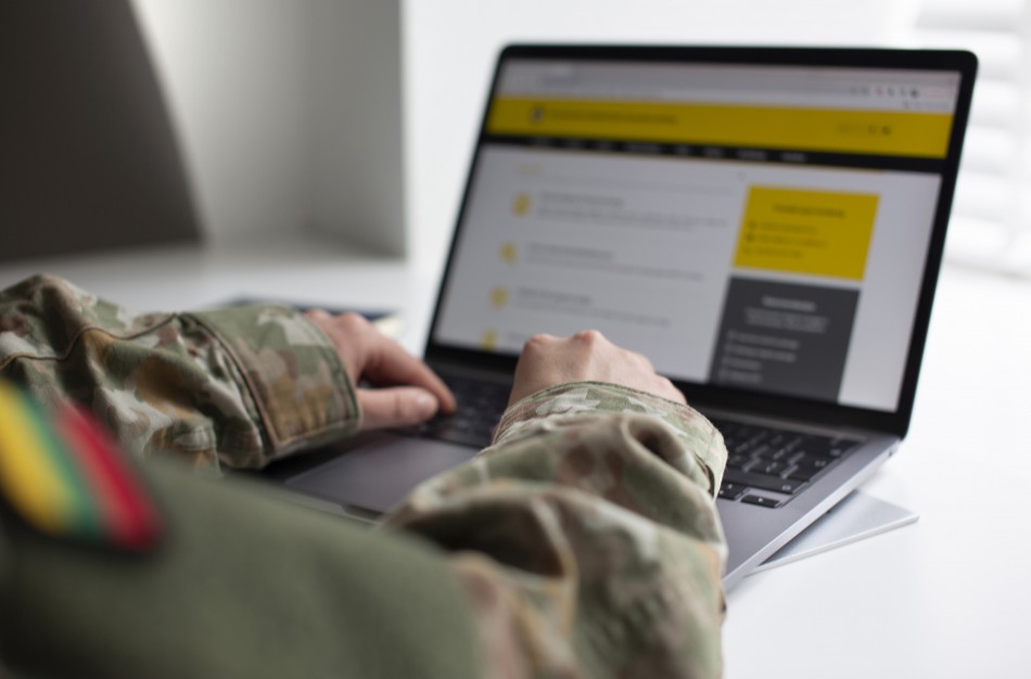 Spalis – kibernetinio saugumo mėnuo: KAM ir NKSC atkreipia dėmesį į vieną didžiausių pavojų internetinėje erdvėje