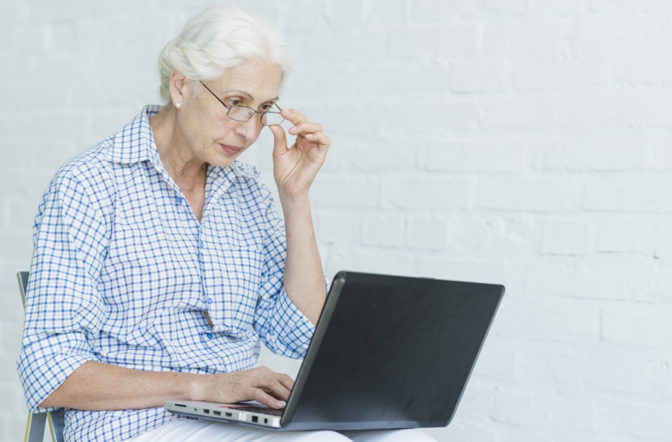 RRT inicijuotą projektą senjorų skaitmeniniams įgūdžiams lavinti globos Prezidentas Gitanas Nausėda