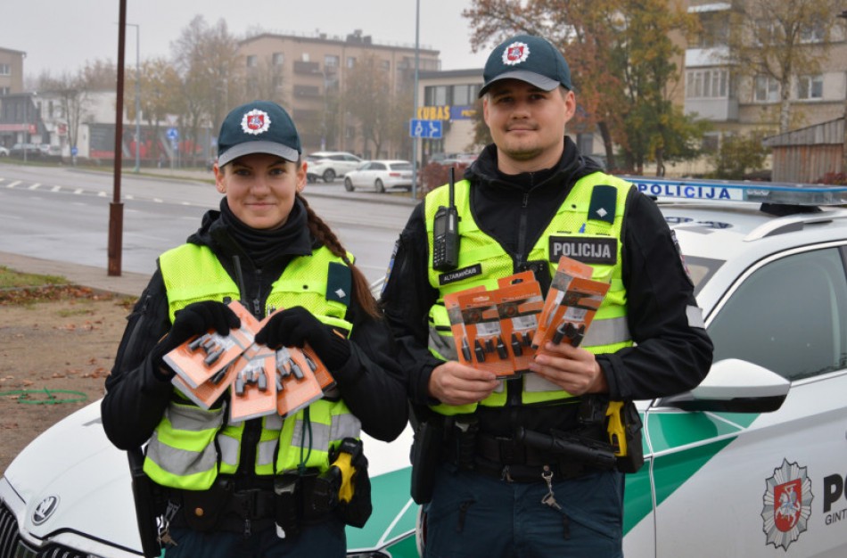 Lietuvos policija ir UAB „Autoaibė“ primena vairuotojams: švilpukas apsaugo
