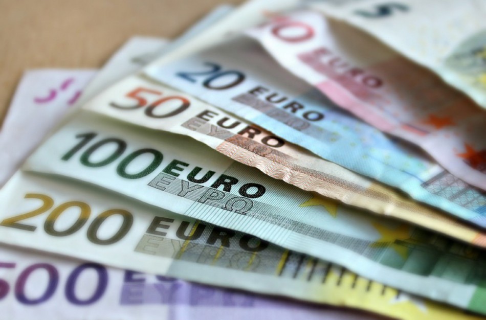 Ką reikia žinoti apie atsiskaitymų grynaisiais pinigais ribojimą?