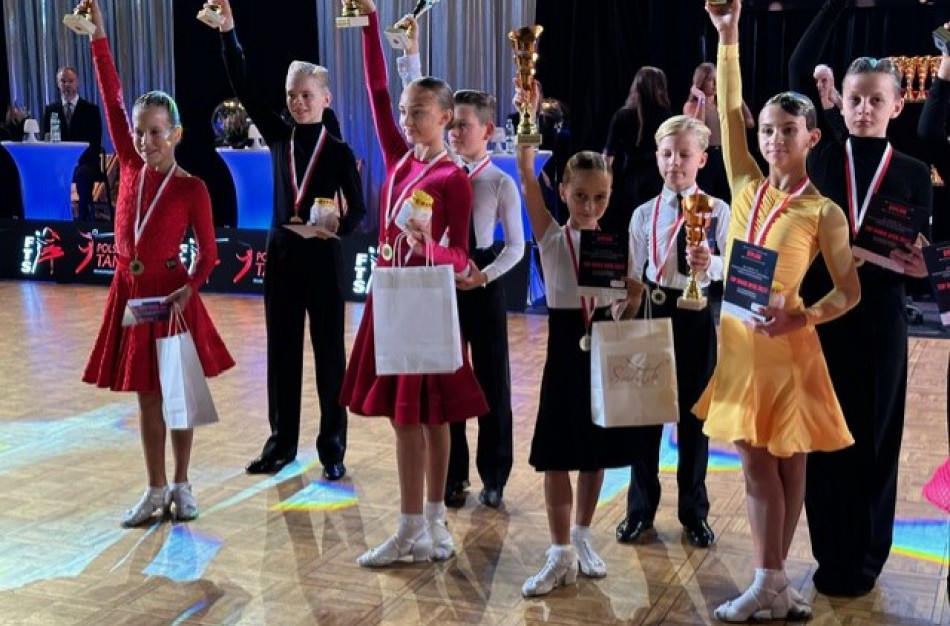 Įtemptas savaitgalis pažymėtas klubo ,,Bonus" šokėjų laimėjimais