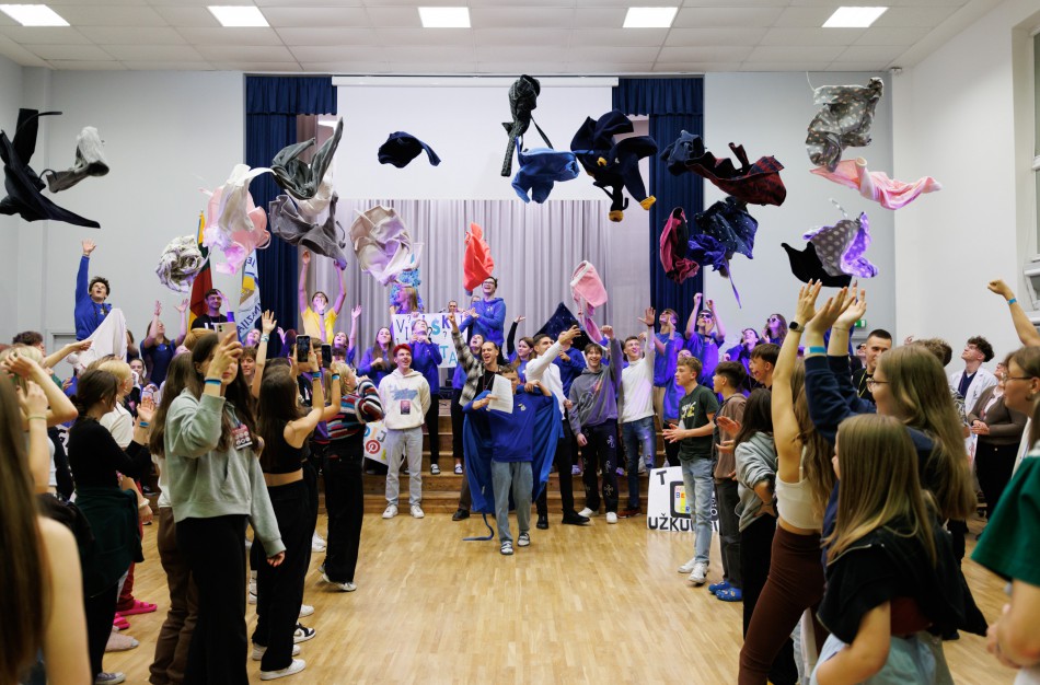 Gimnazijoje praūžė naktinis projektas „Ralio naktis 2023²“