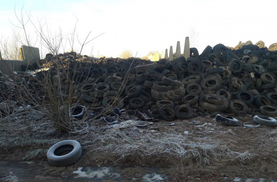 Griežtės atsakomybė už atliekų išmetimą aplinkoje