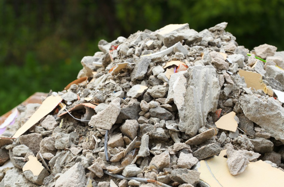 Griežtinama atsakomybė už neteisėtą atliekų išmetimą į aplinką leis užkardyti pažeidimus