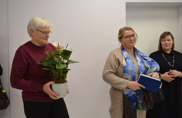 Senamiesčio gimnazijoje — pagal TŪM programą atsinaujinusi biblioteka