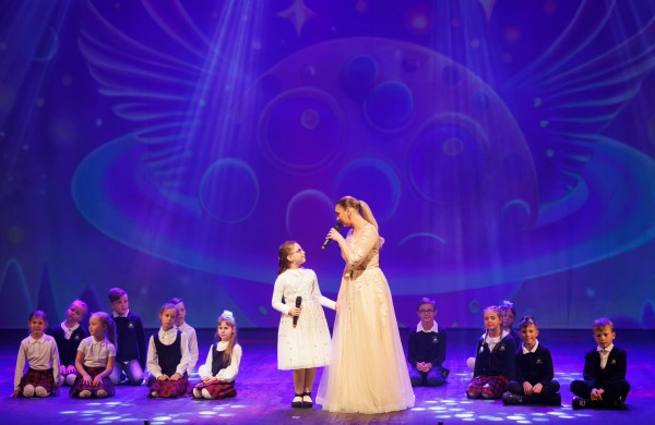 Jonavos „Neries” pagrindinei mokyklai – 25 metai