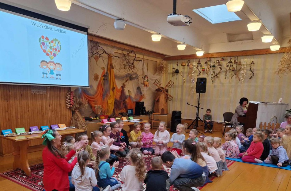 Sertifikuotas dar vienas ekologiškai vaikus maitinantis lopšelis-darželis: Jonavos darželis „Žilvitis“ įgijo „bronzinį“ sertifikatą