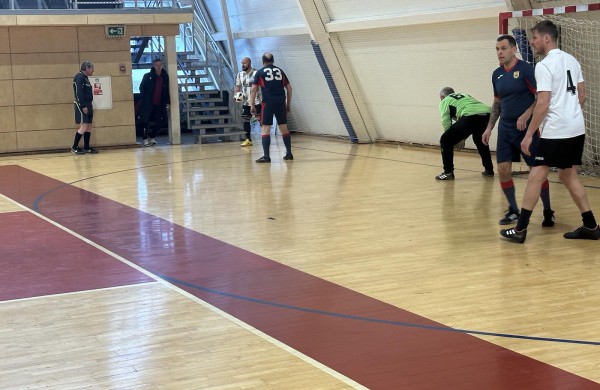 Jonavos FVK „KLEVAS“ sėkmingai startavo 2023/2024 m. Lietuvos senjorų (50+) salės futbolo pirmenybėse