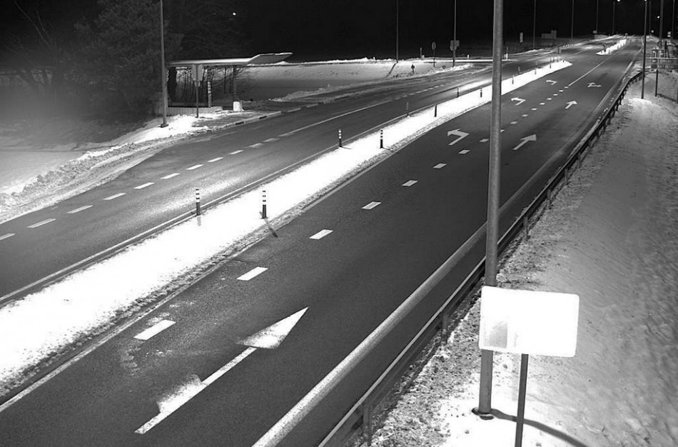 Gruodžio 15-osios eismo sąlygos ir kelių būklė