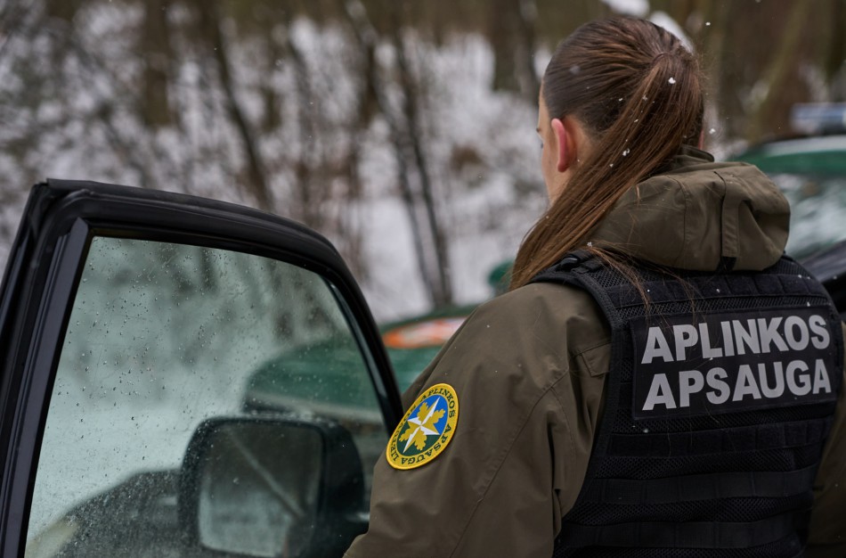 Taršių automobilių kontrolė nuo 2024 m. – ką svarbu žinoti