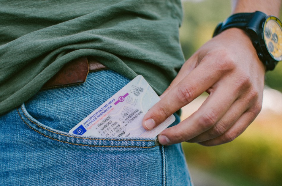 Sveikatos patikrą dėl pažymos vairuotojams atlikęs jonavietis: ,,Ar  gydytojai privalo paskirti kažkokius tyrimus, ar mokam tik už popiergalį?"