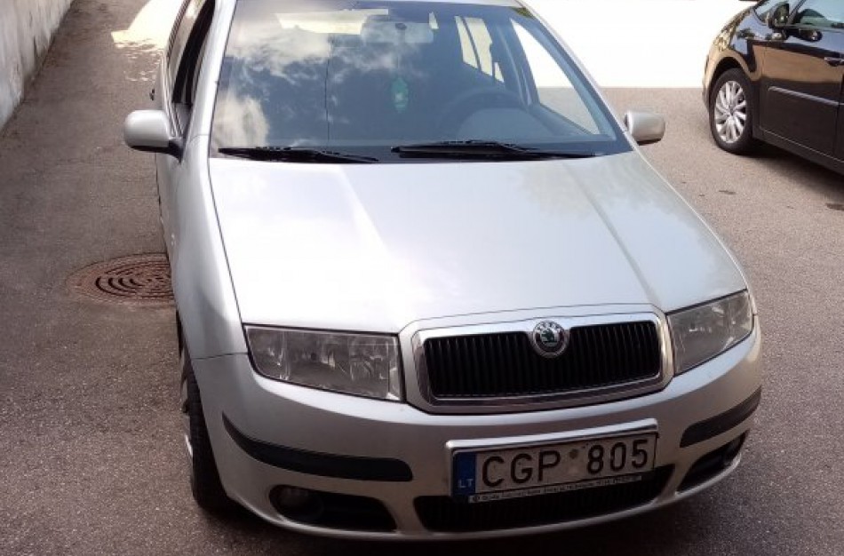 PAKARTOTINIS automobilio SKODA FABIA pardavimas viešo aukciono būdu