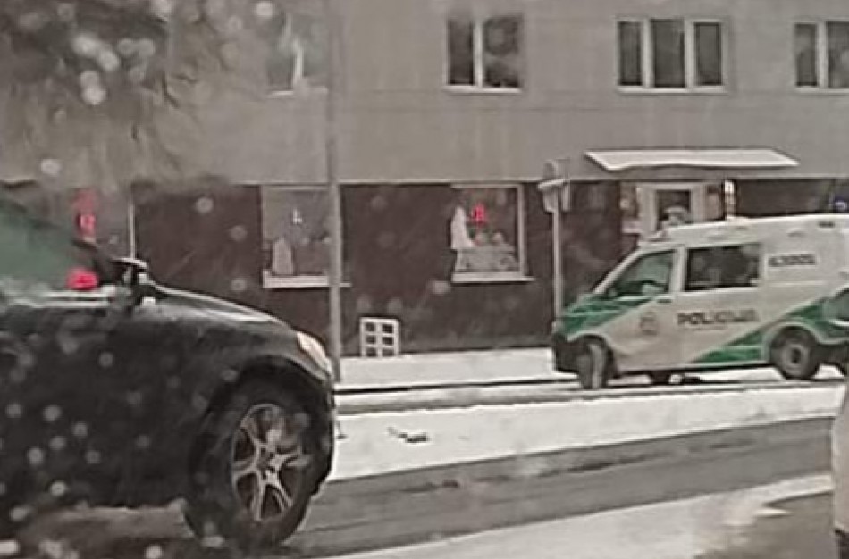 Jonavoje automobilis kliudė moterį