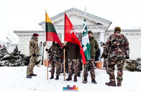 Sausio 13-ąją Neries pakrantėje pagerbtas Laisvės gynėjų atminimas