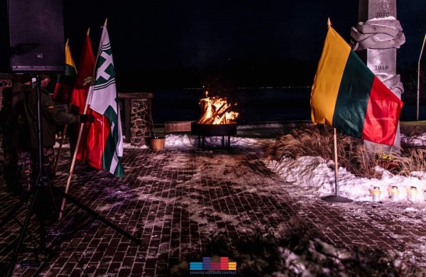 Sausio 13-ąją Neries pakrantėje pagerbtas Laisvės gynėjų atminimas