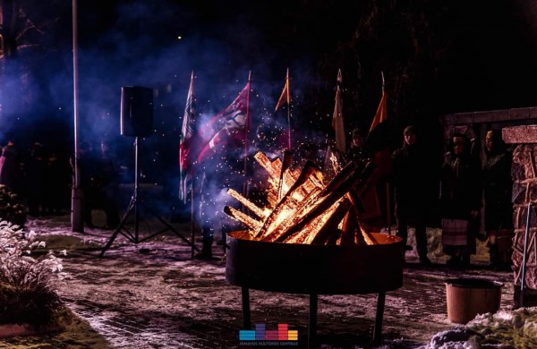 Sausio 13-ąją Neries pakrantėje pagerbtas Laisvės gynėjų atminimas