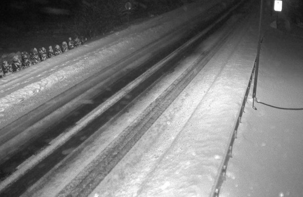 Sausio 16-osios eismo sąlygos ir kelių būklė